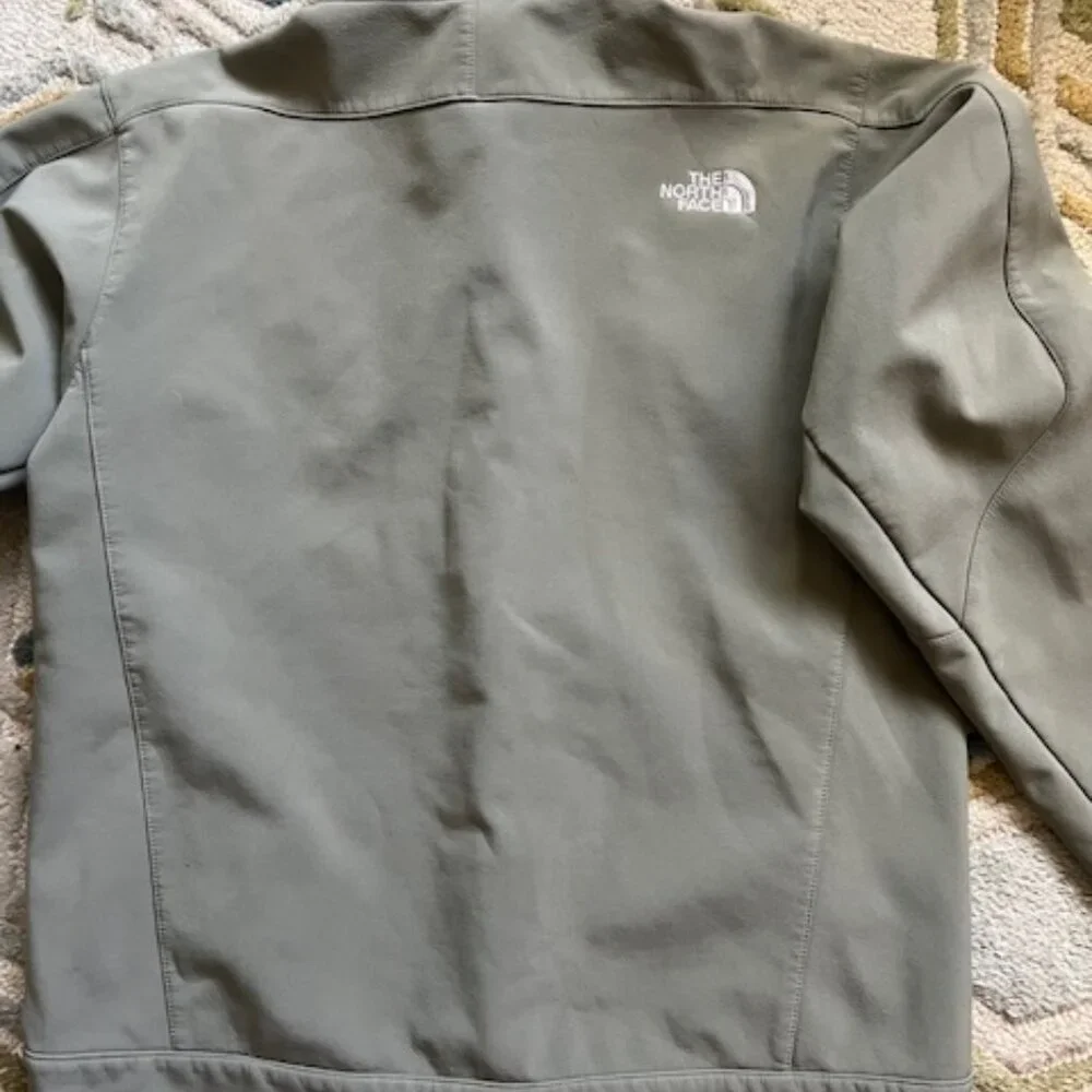 The North Face Men's Jacket - Picture 2 of 4